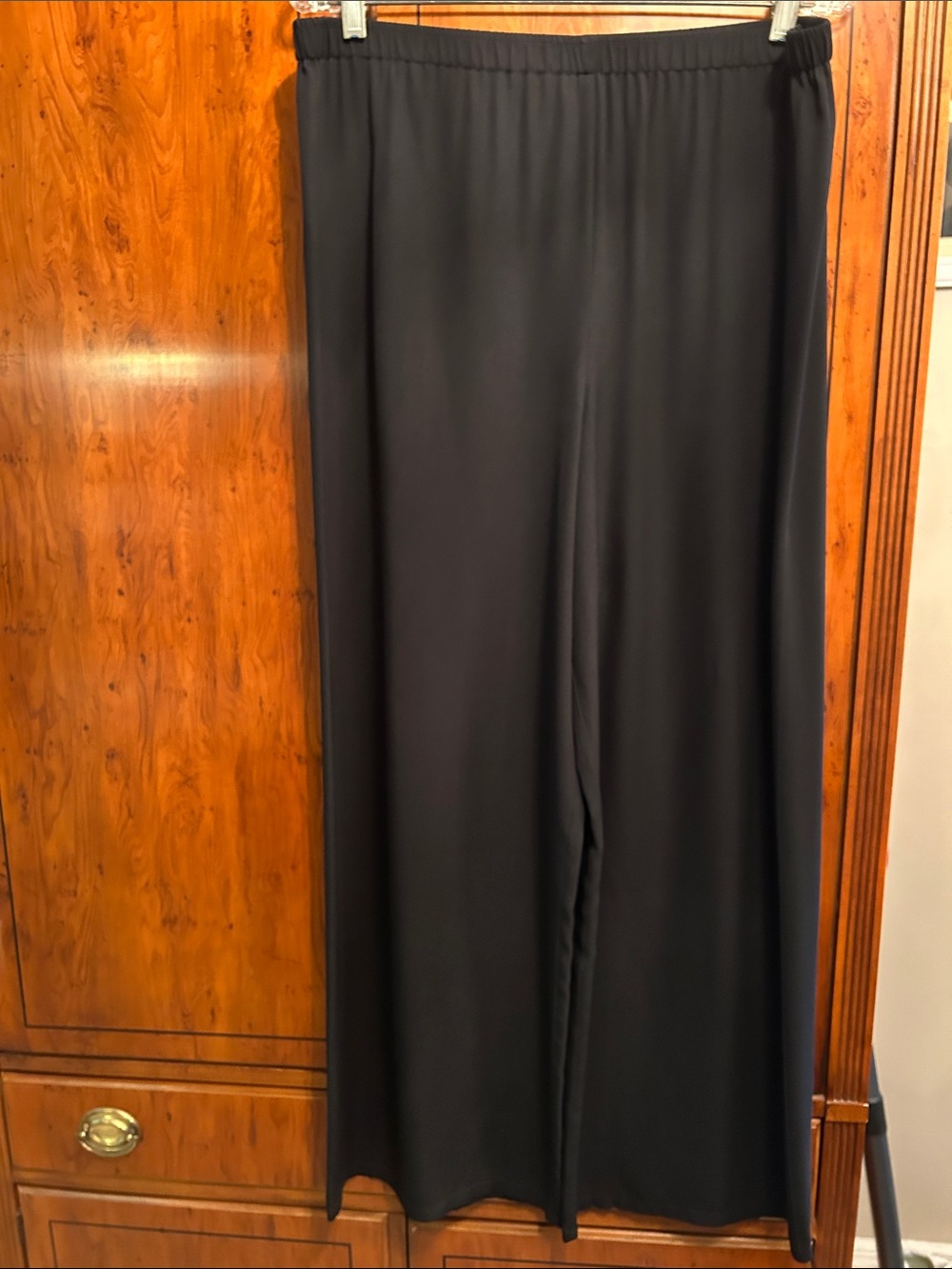 Women's Black Wide-Leg Pull-On Pants
